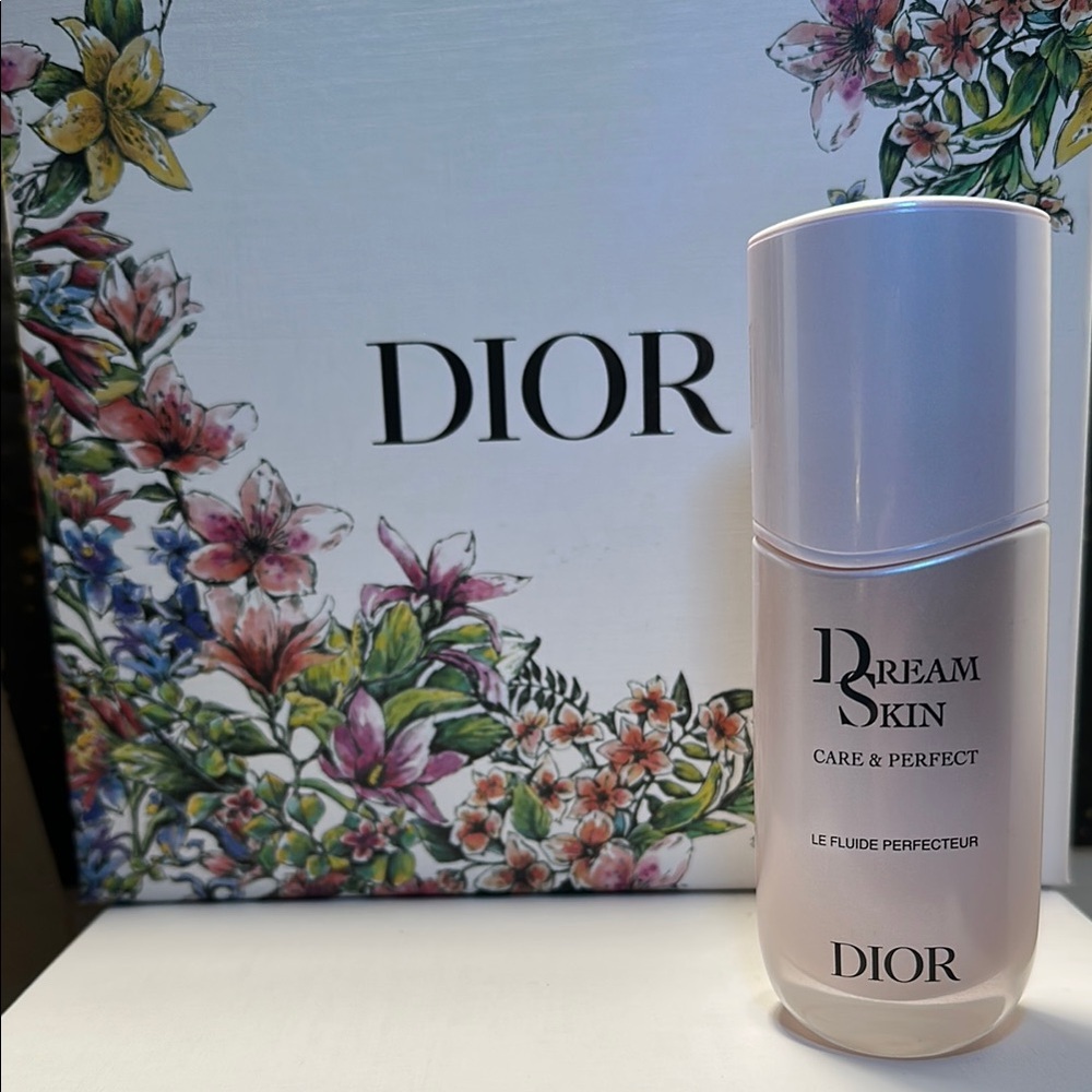 Dior Dreamskin Care & Perfect in Elegant Cream